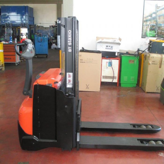 Mazzella Service Srl - vendita e assistenza carrelli elevatori | 11B